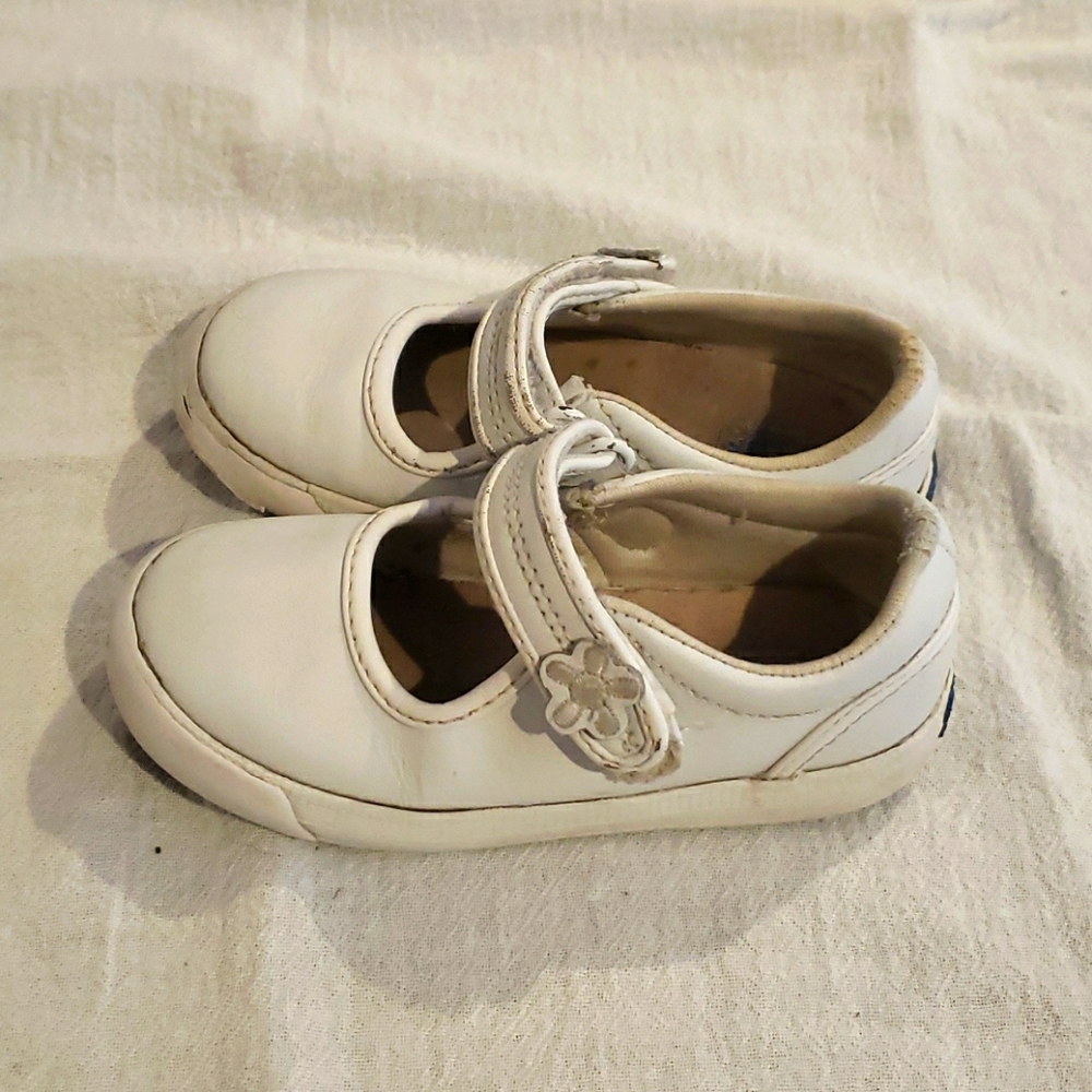 Girls white sneakers